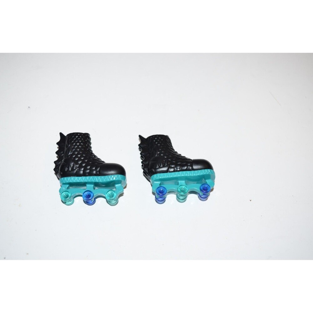 Monster High~  Gil  Webber  Roller Skates  Wheel Love Replacements‎